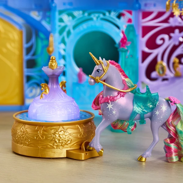 UNICORN ACADEMY STABLE PLAYSET