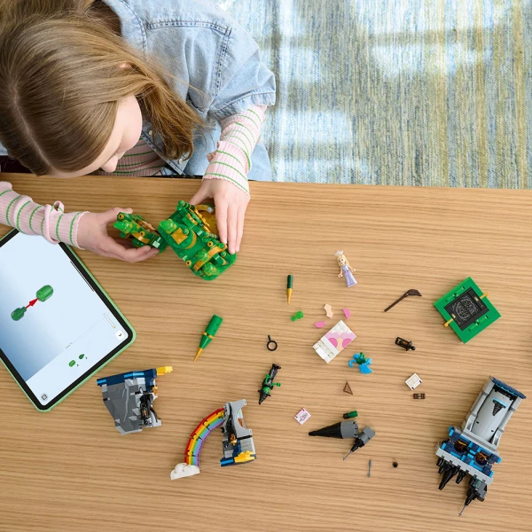 LEGO® WICKED ΣΜΑΡΑΓΔΕΝΙΑ ΠΟΛΗ & ΚΑΣΤΡΟ ΚΙΑΜΟ ΚΟ