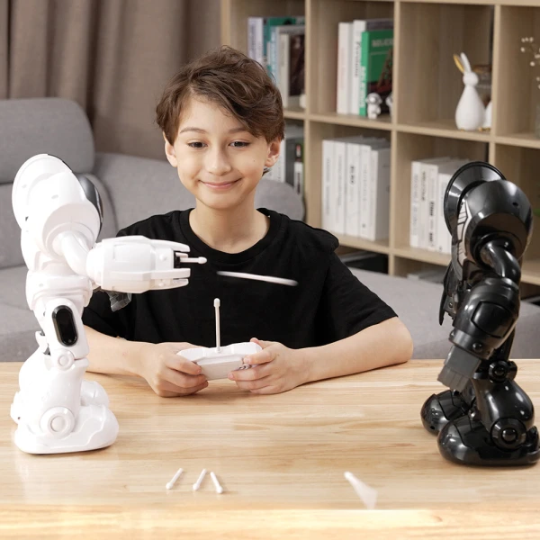 SILVERLIT YCOO ROBO BLAST REMOTE CONTROL ROBOT WHITE FOR AGES 5+