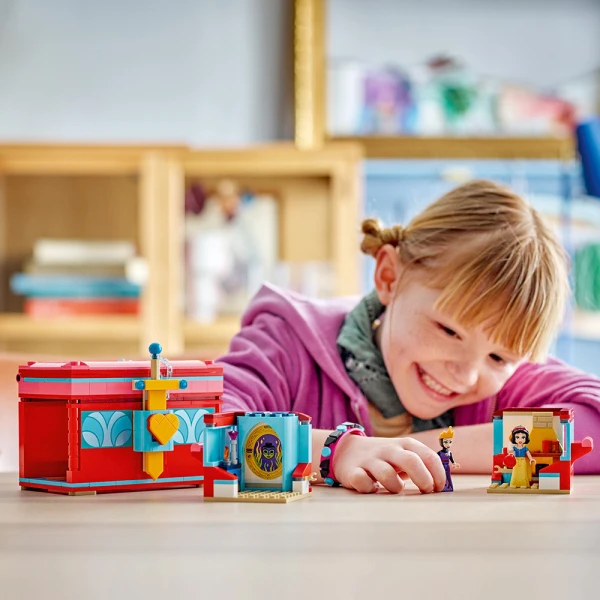LEGO® ǀ DISNEY ΚΟΣΜΗΜΑΤΟΘΗΚΗ ΤΗΣ ΧΙΟΝΑΤΗΣ