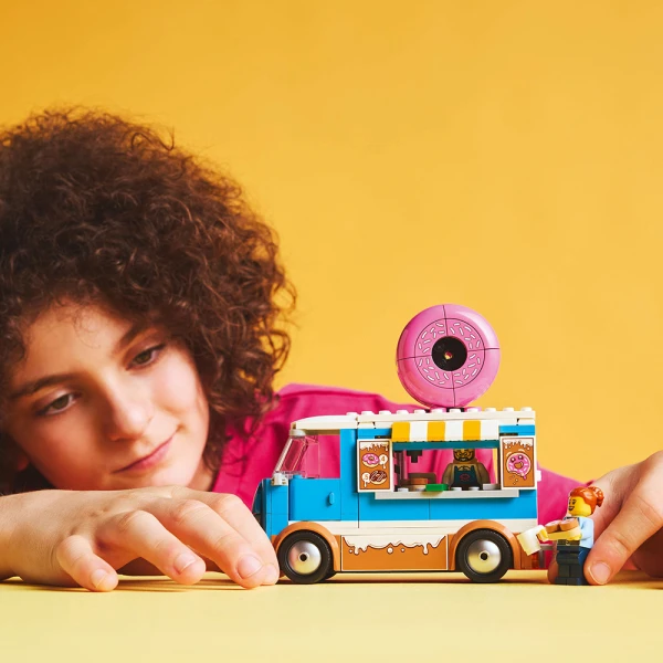 LEGO® CITY DONUT TRUCK