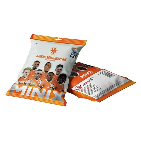 MINIX WORLD CUP PACKET WITH SURPRISE FIGURE C - 6 DESIGNS