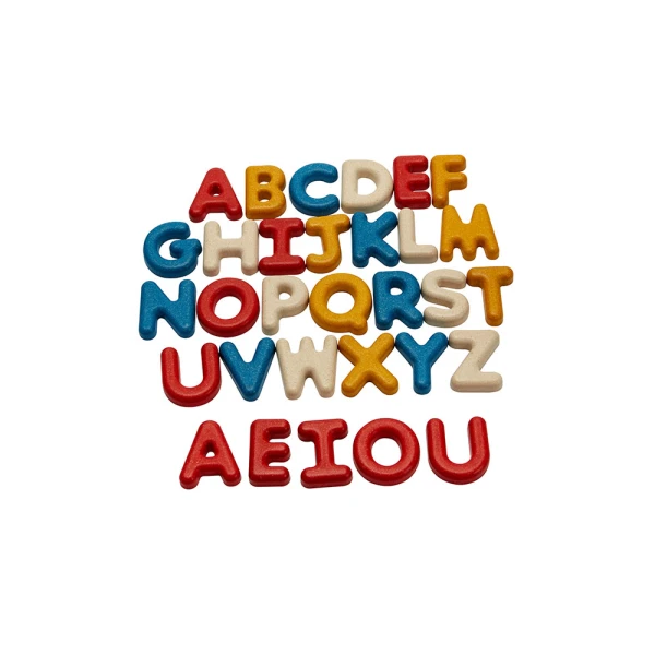 PLAN TOYS ΞΥΛΙΝΗ ΑΛΦΑΒΗΤΑ ΜΕ ΚΕΦΑΛΑΙΑ (ΑΓΓΛΙΚΑ)