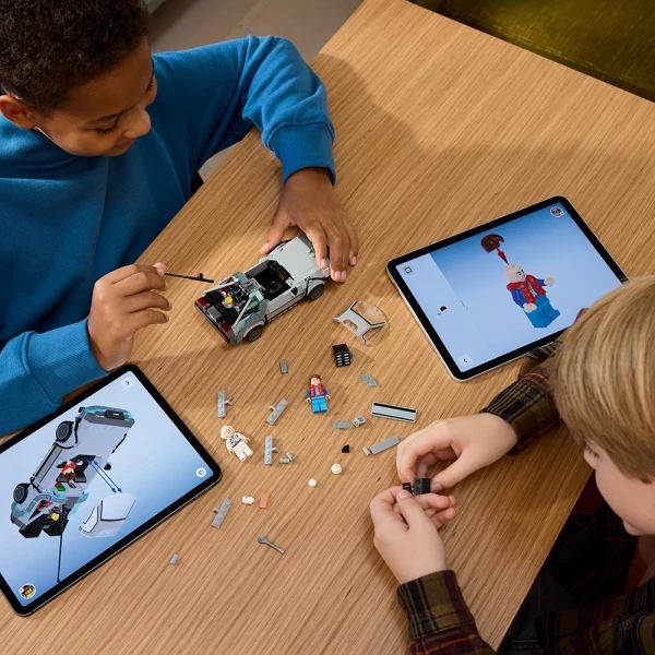 LEGO® SPEED CHAMPIONS TIME MACHINE FROM BACK TO THE FUTURE