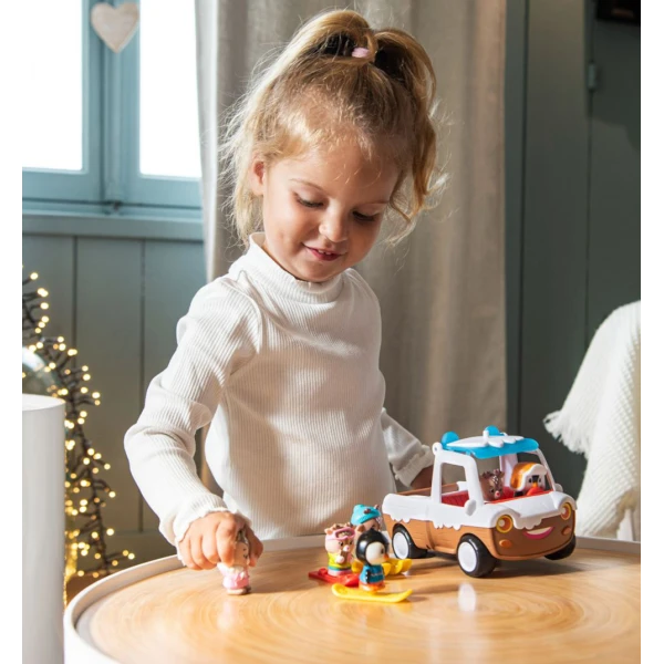 KLOROFIL EDUCATIONAL TOY ICE PICKUP WITH 1 CHARACTER & ACCESSORIES