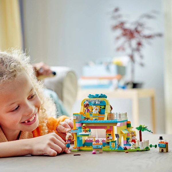 LEGO® FRIENDS PET ACCESSORIES SHOP