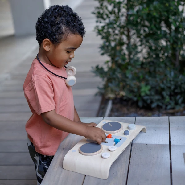 PLAN TOYS WOODEN ΤΟΥ DJ MIXER