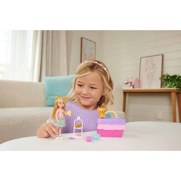 BARBIE FAMILY & FRIENDS CHELSEA ΣΕΤ ΠΑΡΤΥ ΜΕ ΤΣΑΙ