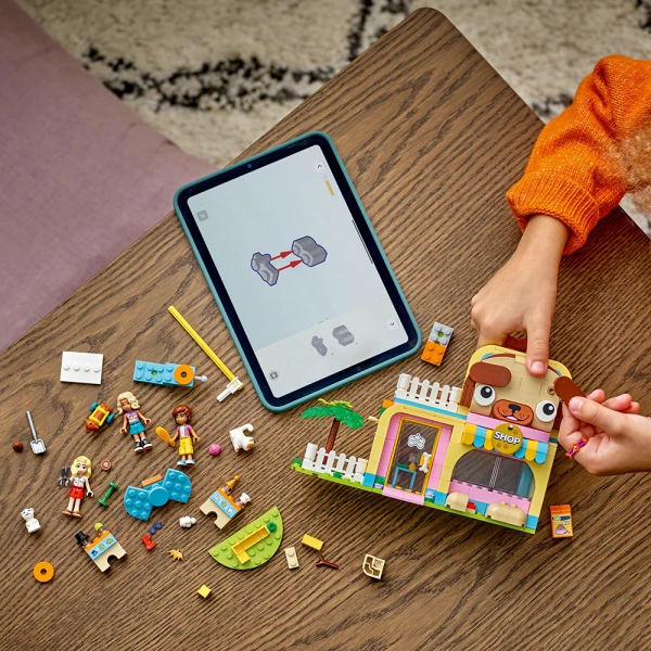 LEGO® FRIENDS PET ACCESSORIES SHOP