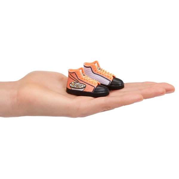 MINIVERSE MAKE IT MINI SNEAKERS 