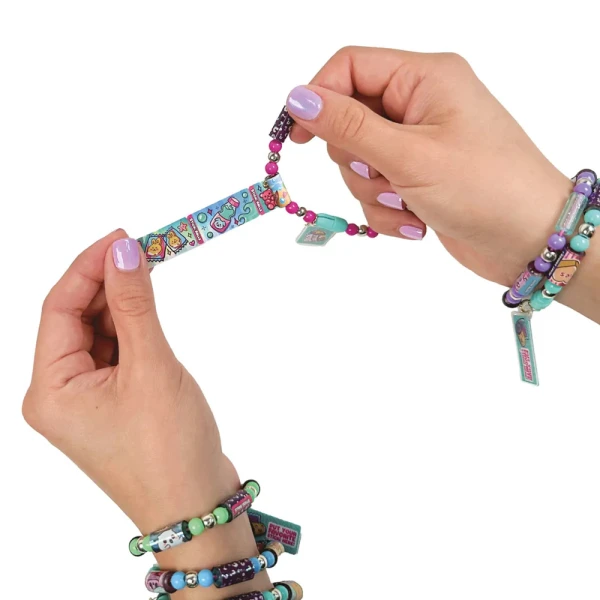 AS STICKI ROLLS WRISTBAND WITH STICKERS & COLLECTION ALBUM W2 FOR AGES 6+