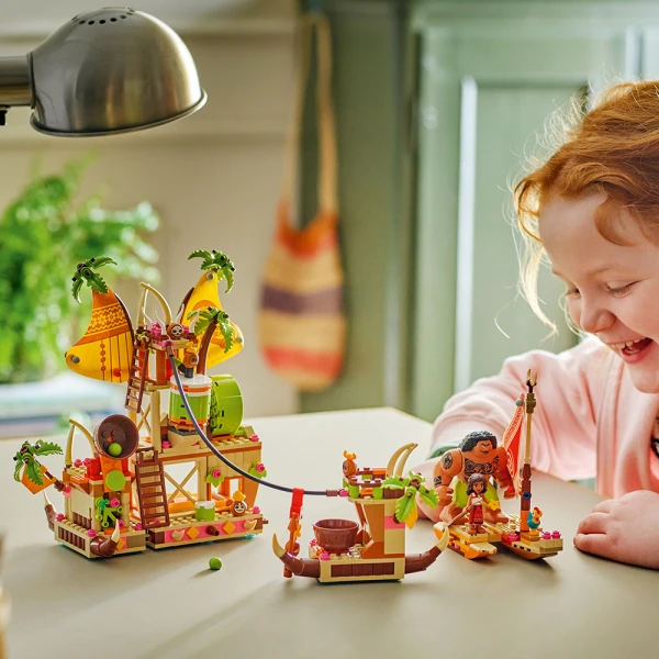 LEGO® DISNEY MOANA 2 KAKAMORA BARGE