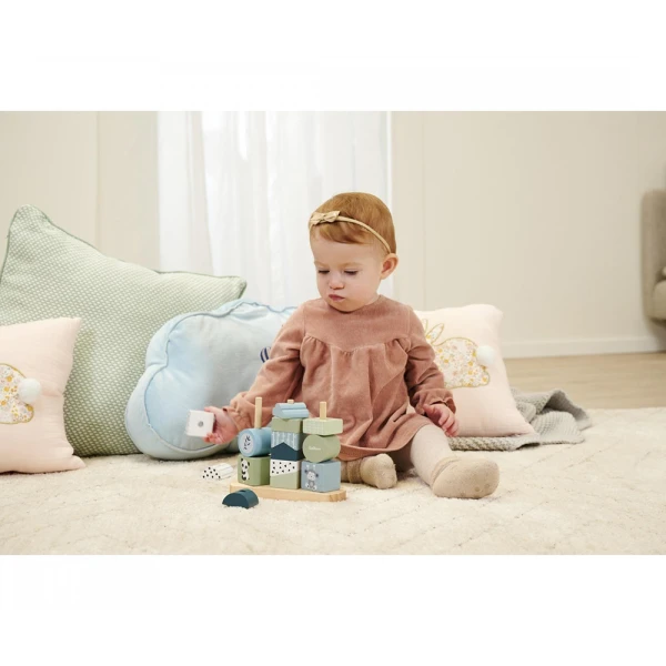 EICHHORN STACKING GAME WITH SHAPES