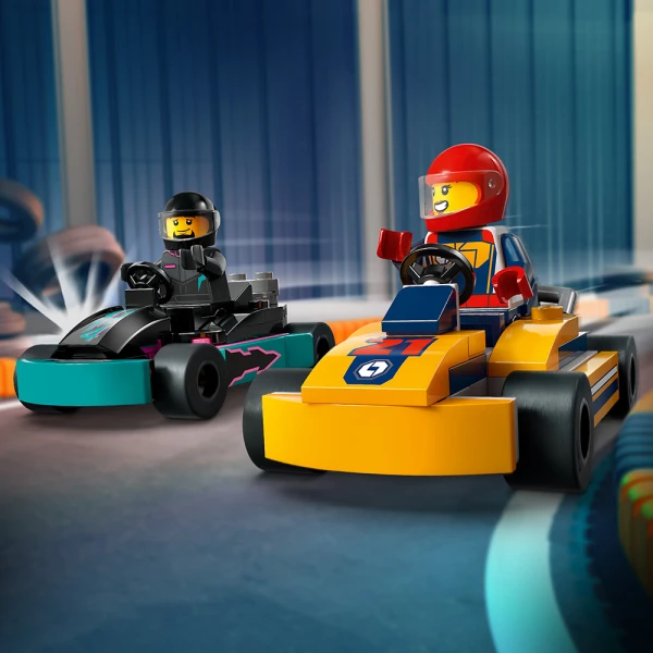 LEGO® CITY ΓΚΟ-ΚΑΡΤ ΚΑΙ ΟΔΗΓΟΙ ΑΓΩΝΩΝ