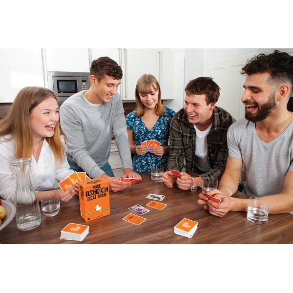AS GAMES ΕΠΙΤΡΑΠΕΖΙΟ ΠΑΙΧΝΙΔΙ MAKE FAKE NEWS GREAT AGAIN ΓΙΑ ΗΛΙΚΙΕΣ 18+ ΚΑΙ 4+ ΠΑΙΚΤΕΣ