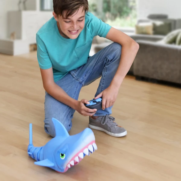 MEGA CHOMP ΤΗΛΕΚΑΤΕΥΘΥΝΟΜΕΝΟΣ ΚΑΡΧΑΡΙΑΣ