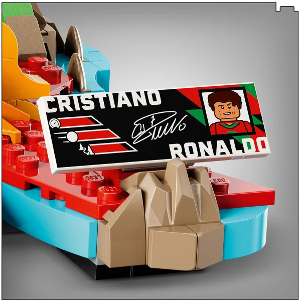 LEGO® EDITIONS SPORTS CRISTIANO RONALDO SOCCER HIGHLIGHTS