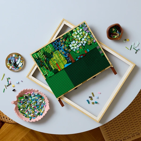 LEGO® ART CLAUDE MONET BRIDGE OVER A POND OF WATER LILIES