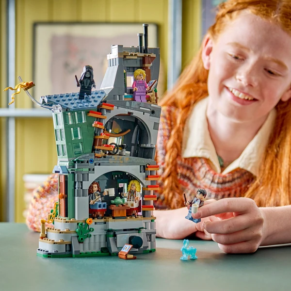 LEGO® HARRY POTTER™ ΤΟ ΣΠΙΤΙ ΤΗΣ ΛΟΥΝΑ ΛΑΒΓΚΟΥΝΤ