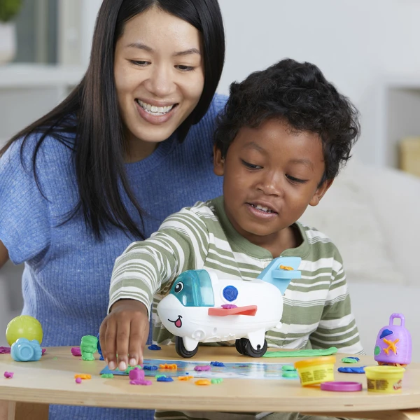 PLAY-DOH AIRPLANE EXPLORER STARTER SET