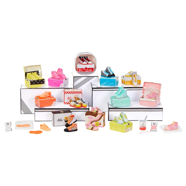 MINIVERSE MAKE IT MINI SNEAKERS 