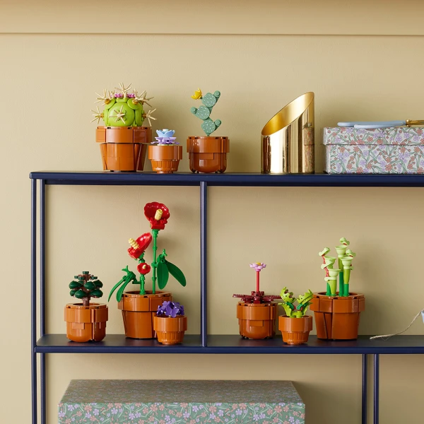 LEGO® BOTANICALS ΜΙΚΡΑ ΦΥΤΑ