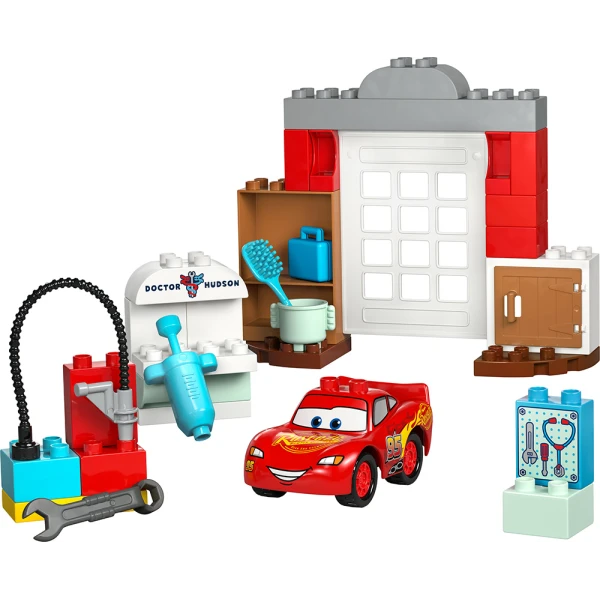 LEGO® DUPLO® DISNEY AND PIXAR CARS MCQUEENʼS VISIT TO DOCʼS GARAGE