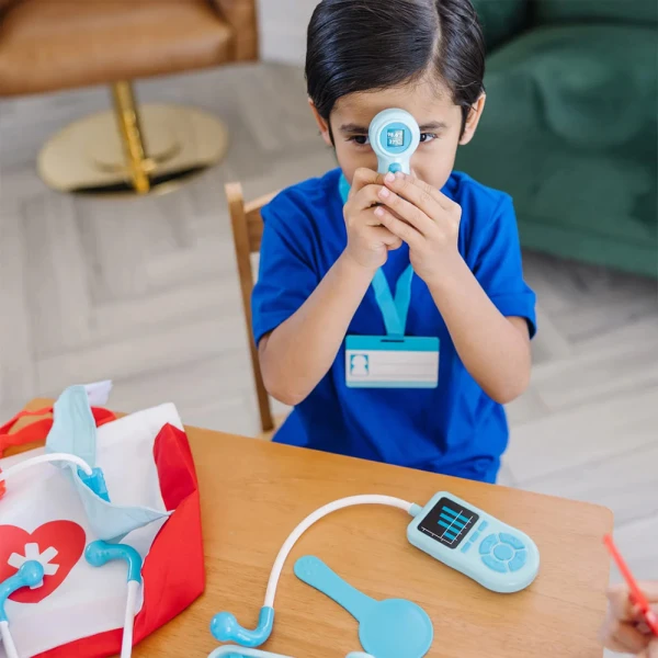 MELISSA & DOUG ΣΕΤ ΓΙΑΤΡΟΥ
