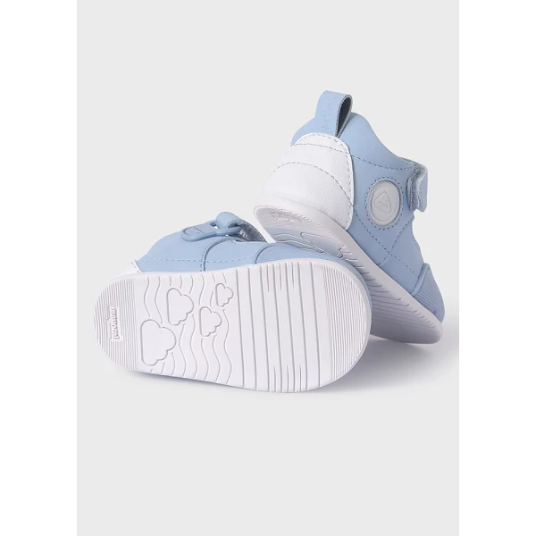 SHOE BARE FOOT AZURE