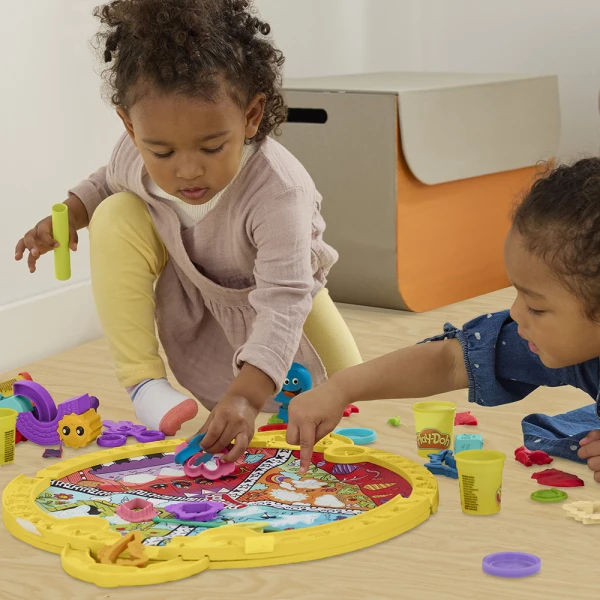 PLAY-DOH FOLD N GO PLAYMAT