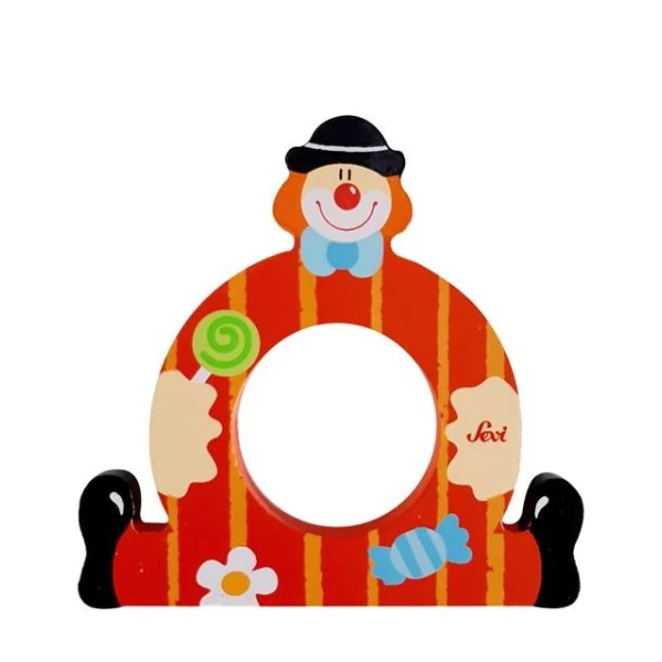 WOODEN LETTER Ω CLOWN