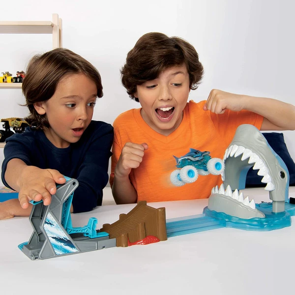 ΠΙΣΤΑ MONSTER JAM ΜΕ ΟΧΗΜΑ 1:64
