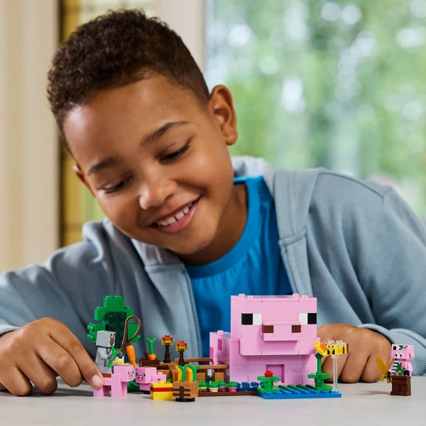 LEGO® MINECRAFT® ΤΟ ΣΠΙΤΙ-ΜΩΡΟ ΓΟΥΡΟΥΝΙ