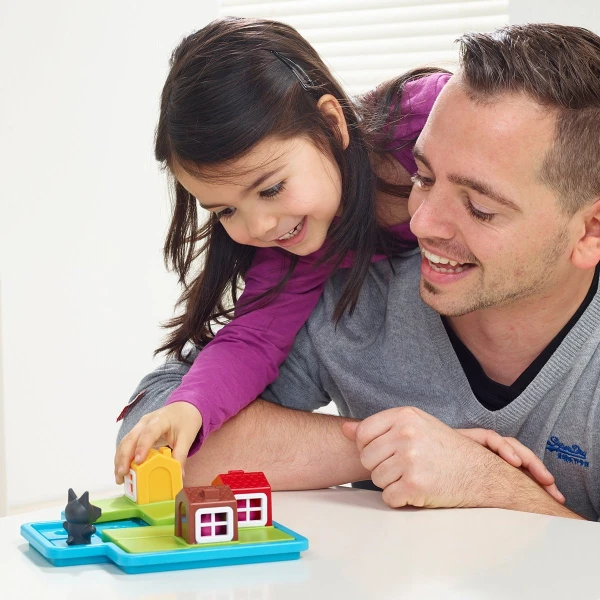 SMARTGAMES TABLE GAME TRHEE LITTLE PIGGIES
