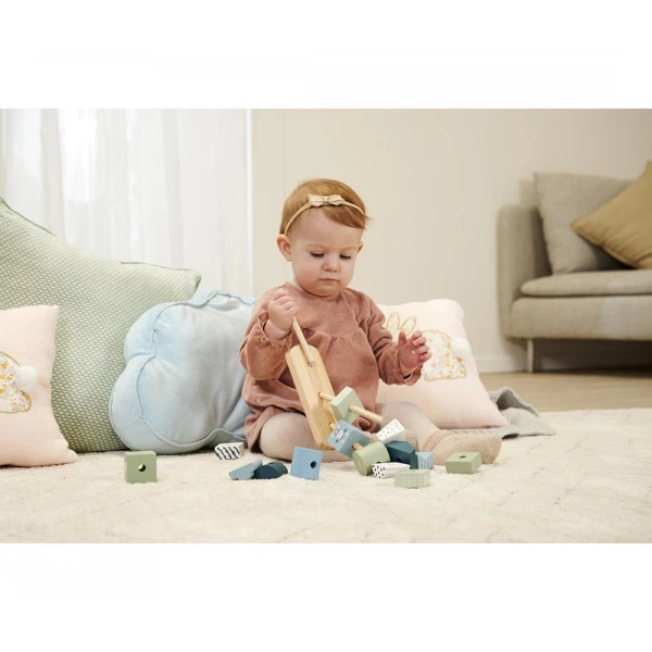 EICHHORN STACKING GAME WITH SHAPES