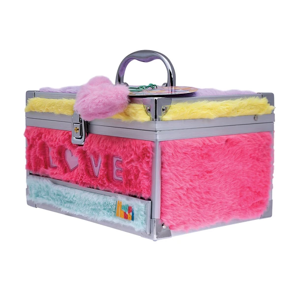 HAPPI HOBBI BEAUTY CASE WITH 50 ACCESSORIES FOR AGES 6+ 