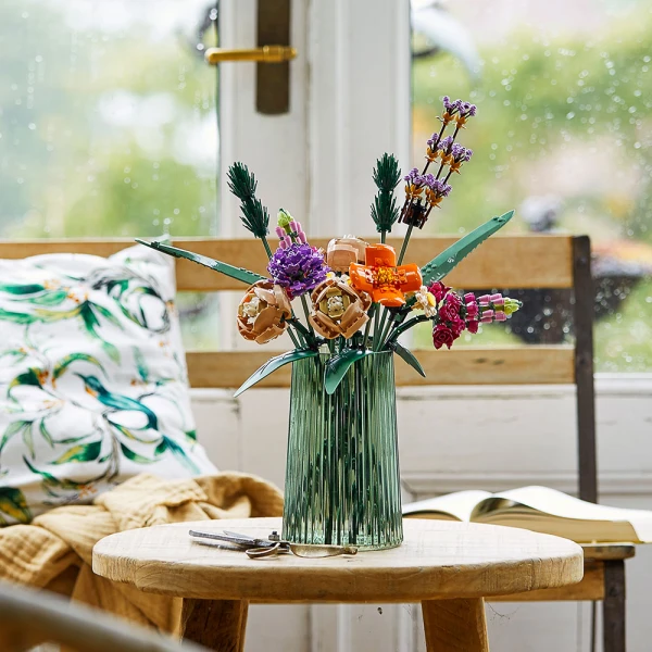 LEGO® BOTANICALS FLOWER BOUQUET