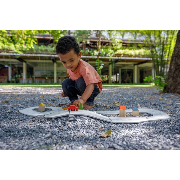 PLAN TOYS RUBBER ROAD AND TRAIN SET
