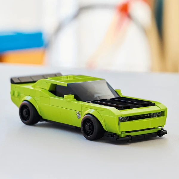 LEGO® SPEED CHAMPIONS DODGE CHALLENGER SRT HELLCAT SPORTS CAR