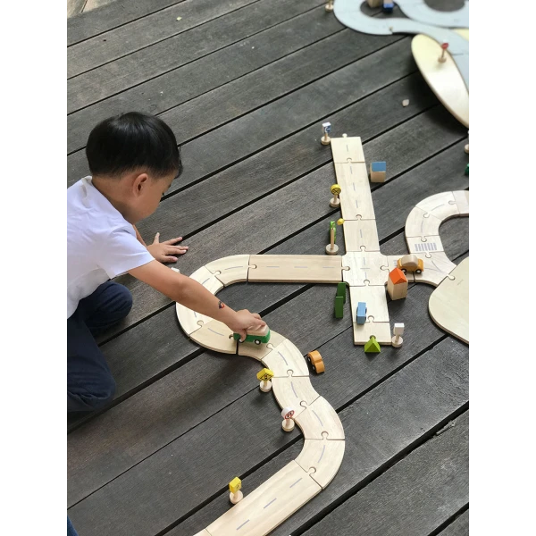 PLAN TOYS ΞΥΛΙΝΟ ΟΔΙΚΟ ΣΕΤ