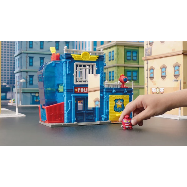 SUPERZINGS PLAYSET POLICE STATION FOR AGES 3+