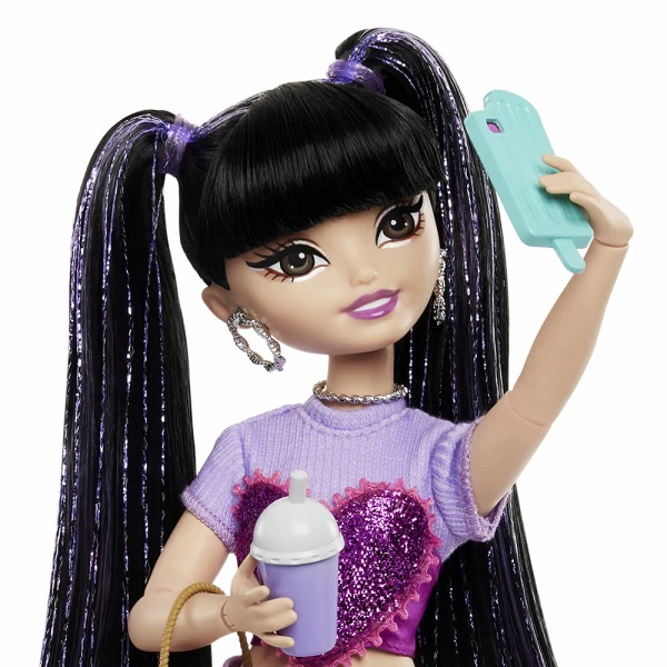 BARBIE DREAM BESTIES - DOLL RENEE