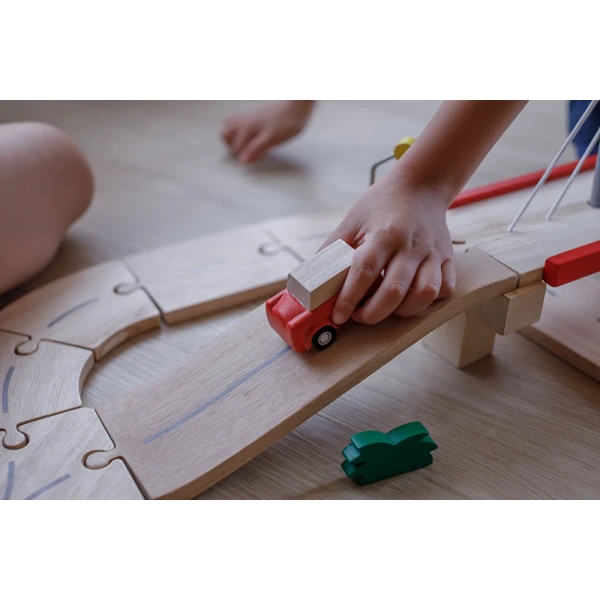 PLAN TOYS ΞΥΛΙΝΟ ΟΔΙΚΟ ΣΕΤ