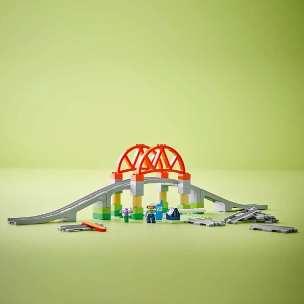 LEGO® DUPLO® TOWN ΣΕΤ ΕΠΕΚΤΑΣΗΣ ΜΕ ΓΕΦΥΡΑ ΚΑΙ ΤΡΟΧΙΕΣ ΤΡΕΝΟΥ