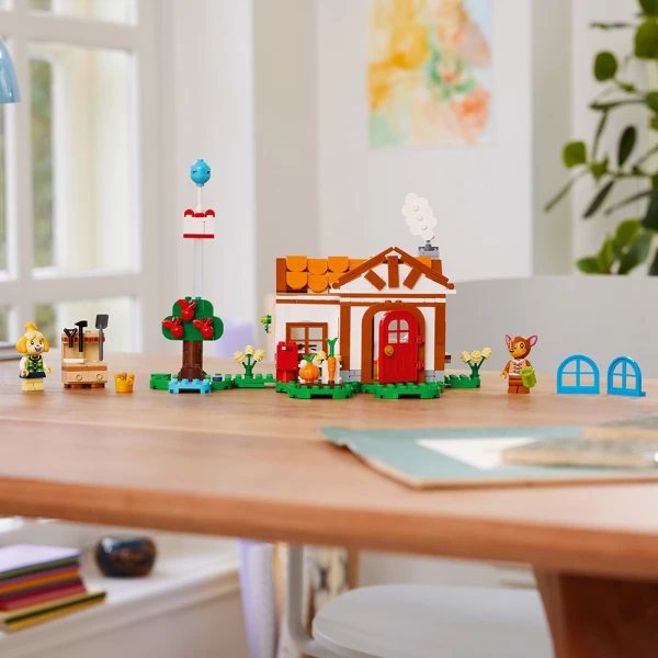 LEGO® ANIMAL CROSSING™ ISABELLEʼS HOUSE VISIT