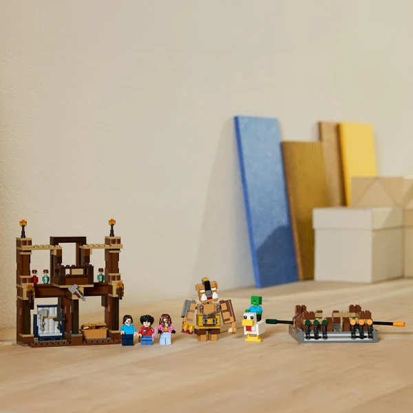 LEGO® MINECRAFT® ΡΙΝΓΚ ΠΥΓΜΑΧΙΑΣ ΣΤΗΝ ΈΠΑΥΛΗ ΣΤΟ ΔΑΣΟΣ