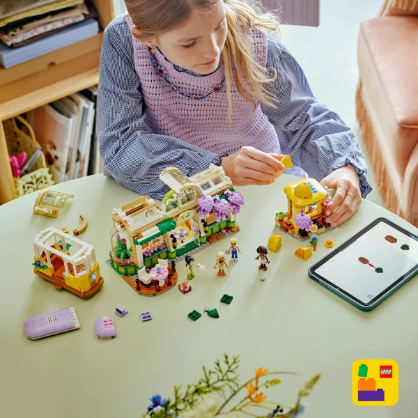 LEGO® FRIENDS ΚΑΦΕΤΕΡΙΑ ΜΕ ΦΥΤΑ & ΑΝΘΟΠΩΛΕΙΟ