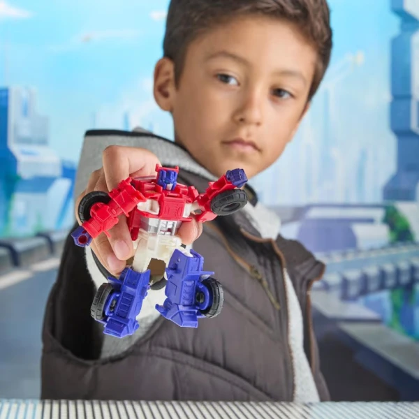 TRANSFORMERS CYBERWORLD CYBER CHANGERS - OPTIMUS PRIME