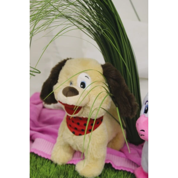 ROCCO THE DOG WHO WALKS AND MAKES SOUNDS