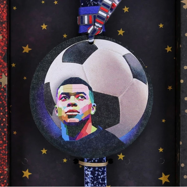 SYNCHRONIA HANDMADE CANDLE 30 cm FOOTBALL STAR No 1